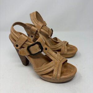 Frye women's Sage Trapunto sandals 8.5 tan leather buckle heeled wood platform